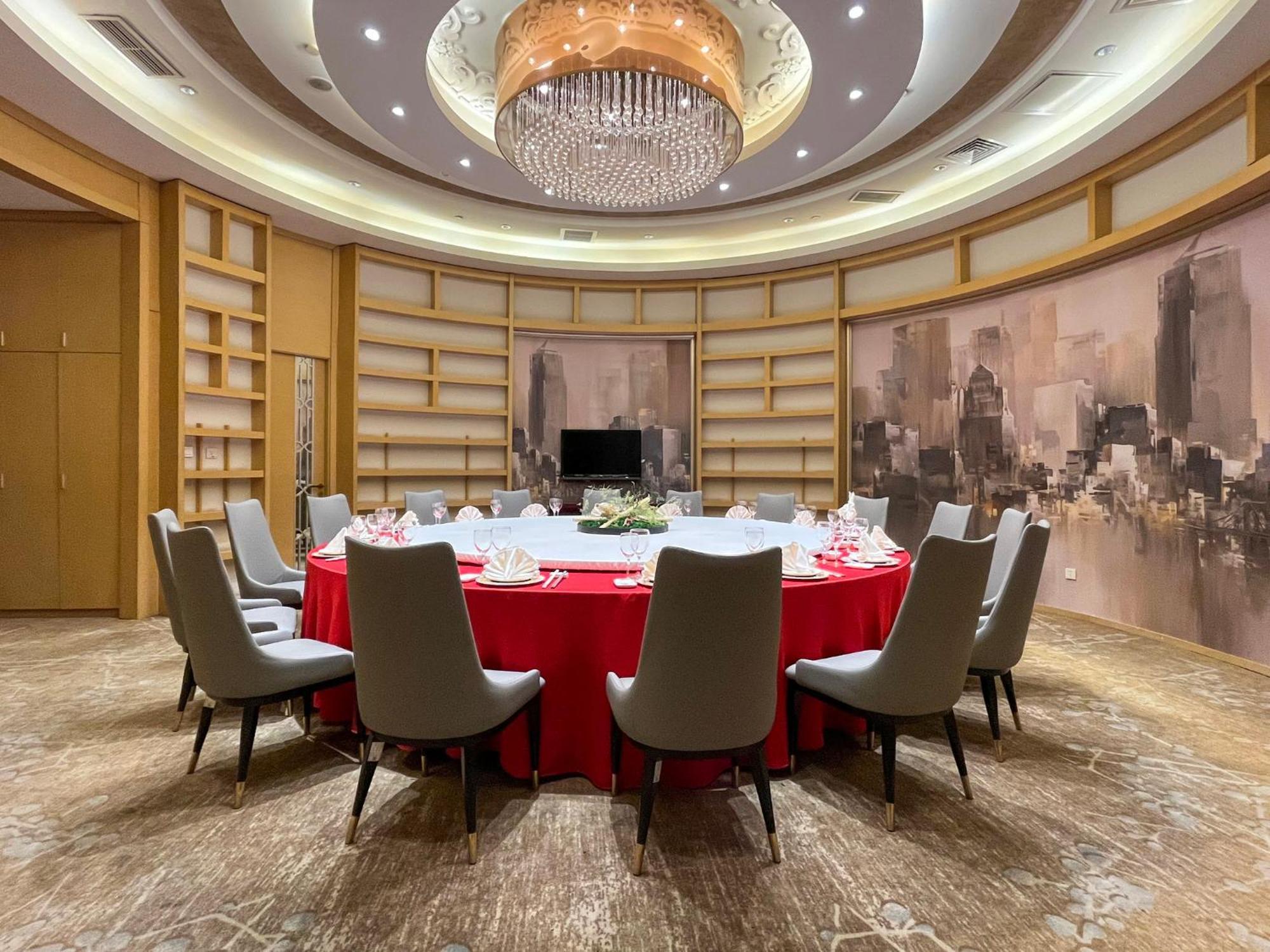 Holiday Inn Beijing Shijingshan Parkview By Ihg Esterno foto