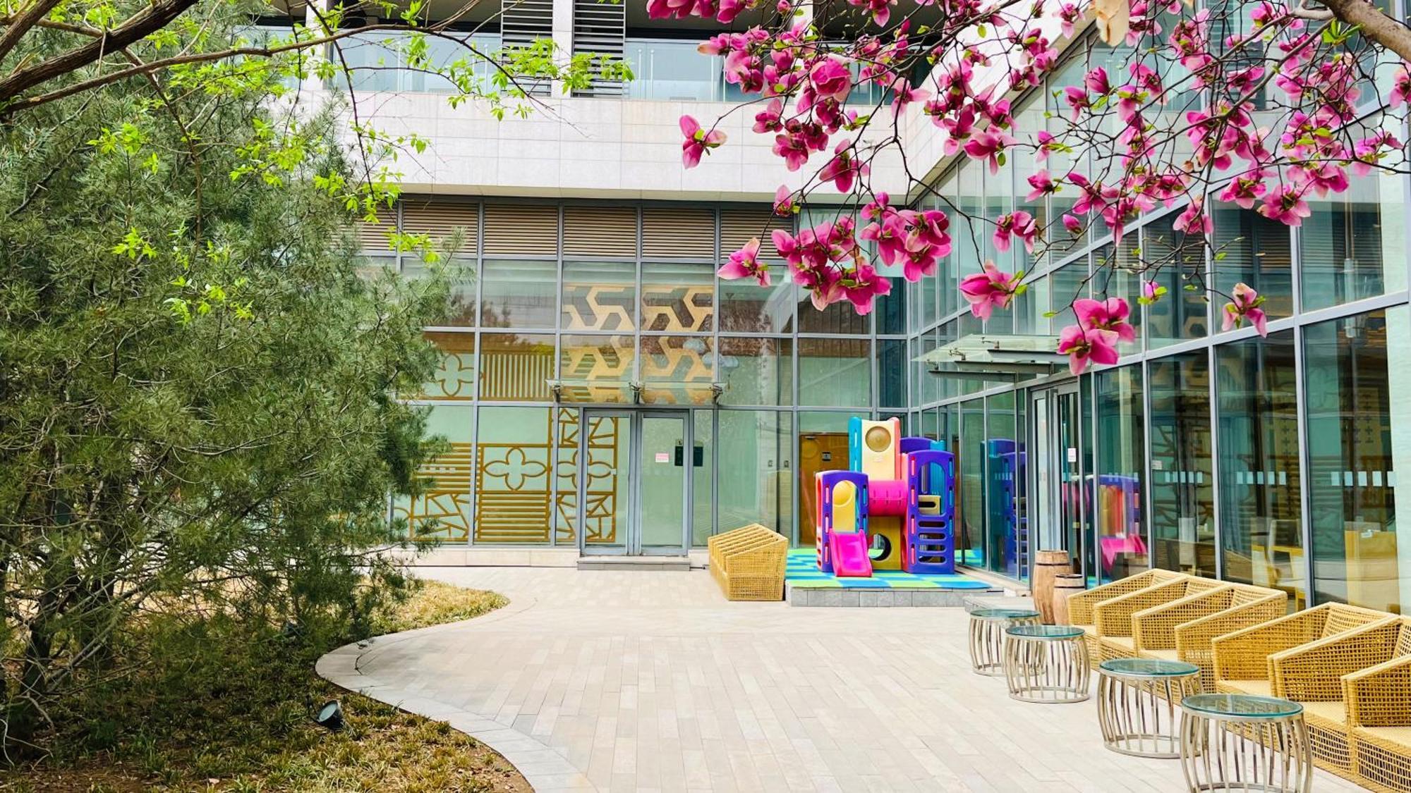 Holiday Inn Beijing Shijingshan Parkview By Ihg Esterno foto